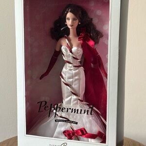 Barbie - Peppermint Obsession 2005 - J1743